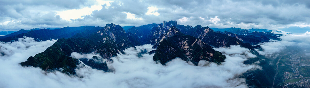 华山