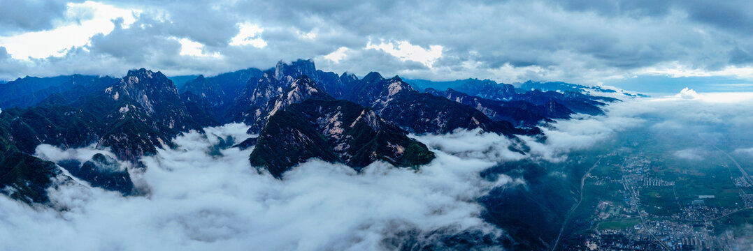 华山