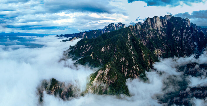 华山