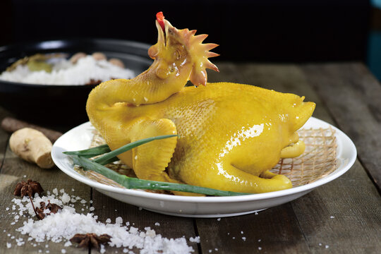 客家盐焗鸡