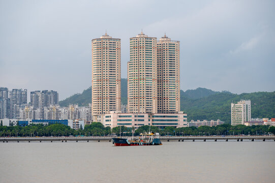 珠海香洲区情侣路沿途城市风光