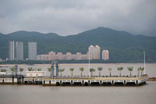 珠海香洲区情侣路沿途城市风光