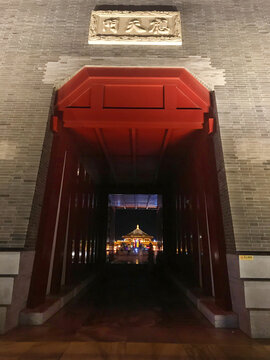 洛阳应天门夜景