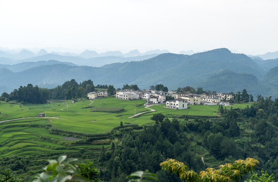 大山里的乡村
