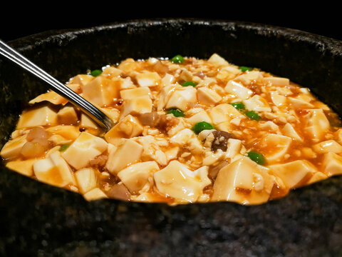 石锅嫩豆腐
