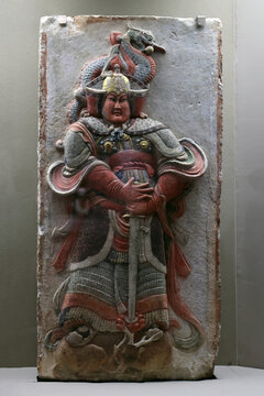 彩绘武士浮雕