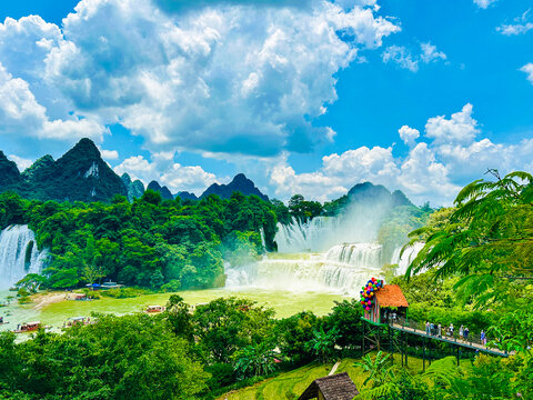 德天瀑布景区风光
