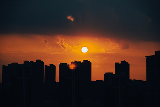 城市晚霞