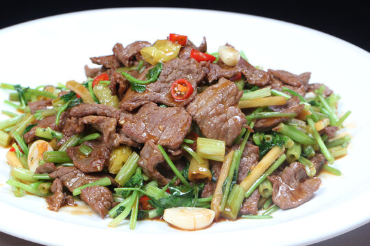 小炒牛肉