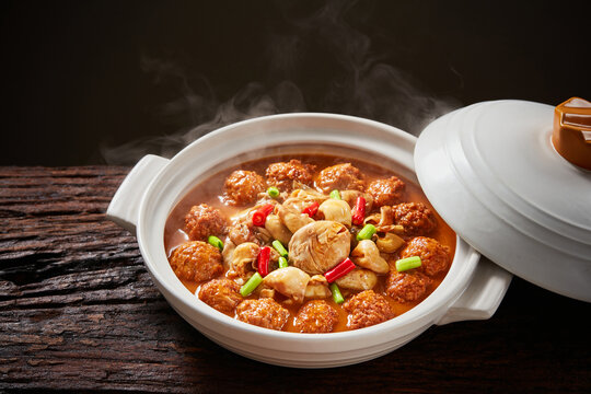 红烧鱼泡烩肉圆