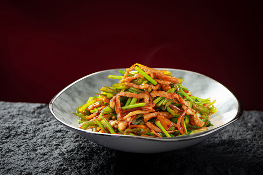 香菜炒肉丝