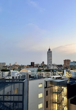 米兰城市黄昏景象