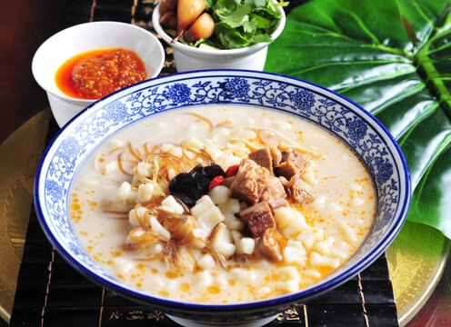 羊肉泡馍