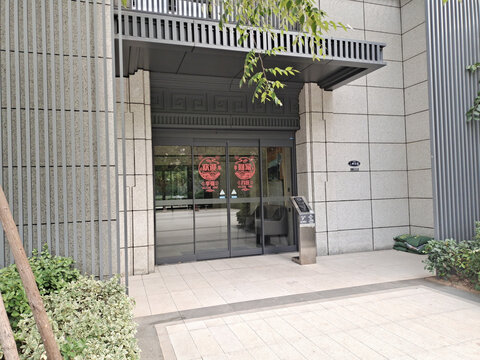 玻璃门