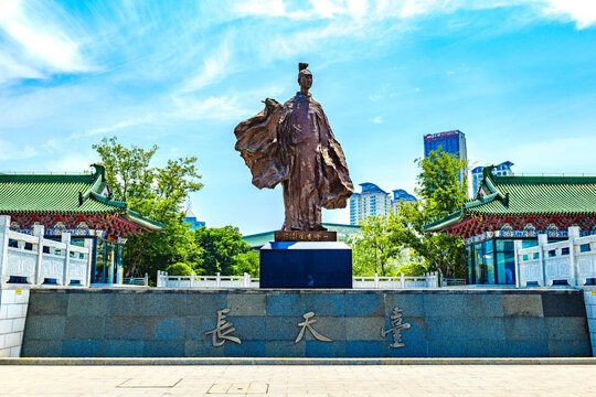 南昌滕王阁王勃广场城市风光