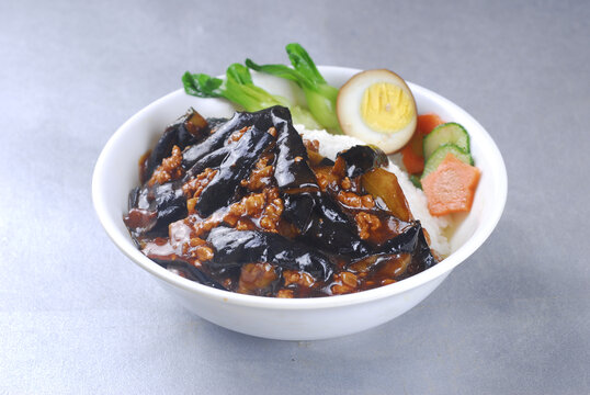 肉沫茄子饭