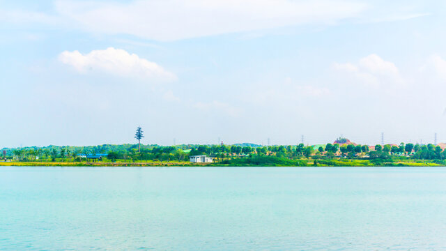碧水蓝天景观
