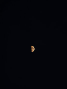 夜幕下的天空