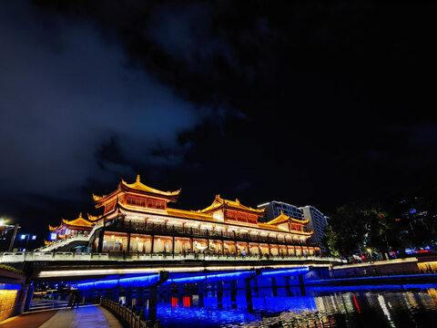 奉化江的夜景