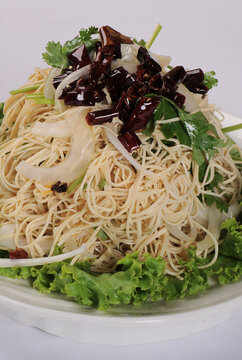 圆葱干豆腐丝