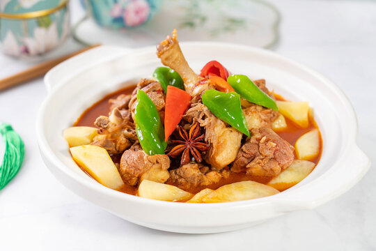 土豆烧鸡