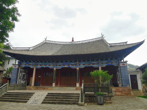 大理凤仪