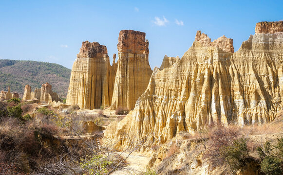 土林