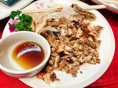蘸汁手撕羊肉