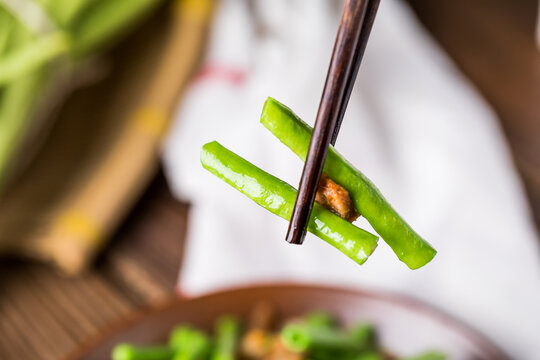 豇豆炒肉
