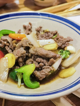 小炒牛肉