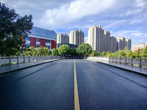 道路中心线单黄线城市马路黄线