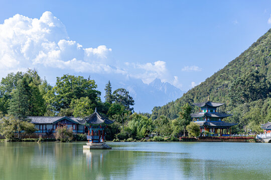 丽江黑龙潭公园风景