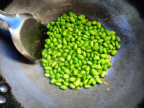 炒青豆米