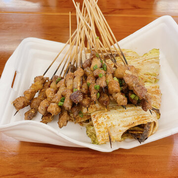 贵州黑山猪肉烧烤串