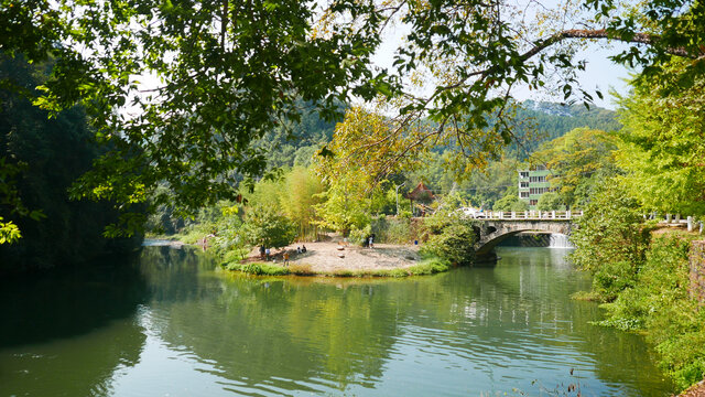 小桥流水