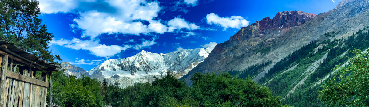 嘎瓦龙雪山
