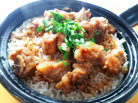 排骨煲仔饭