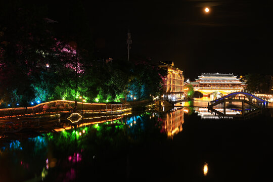 凤凰古城夜景