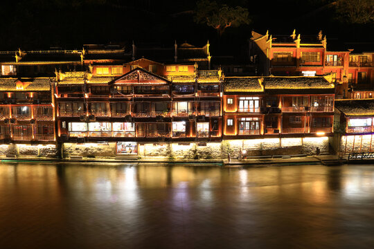凤凰古城夜景