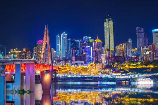 重庆洪崖洞与千厮门大桥夜景