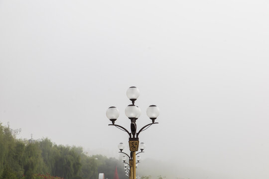 松花江晨雾