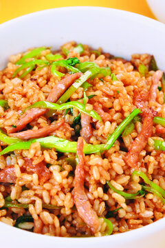 香辣肉丝炒饭