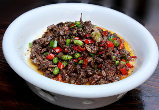 毛毛豆爱上小血鸭