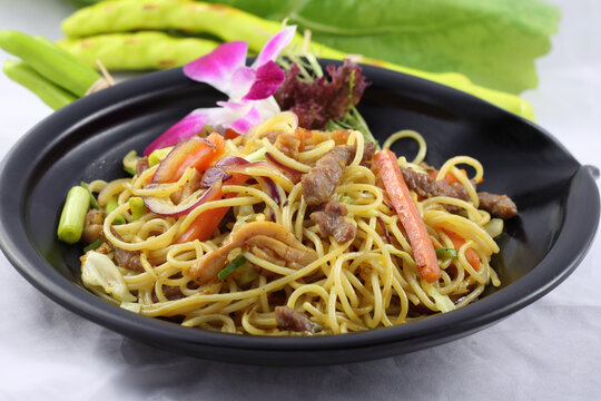三丝炒意大利面咖喱风味