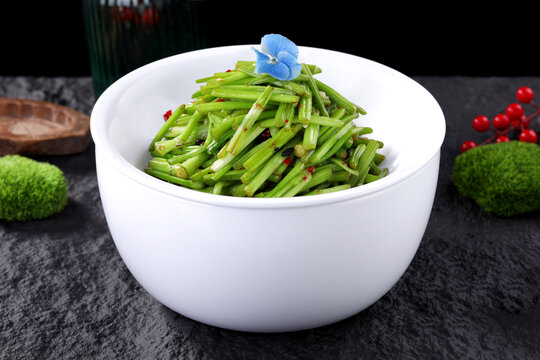 小炒水芹