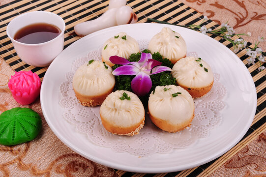 上海特色生煎包