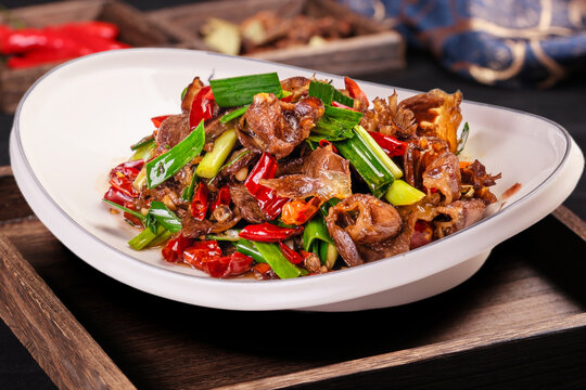回锅牛肉