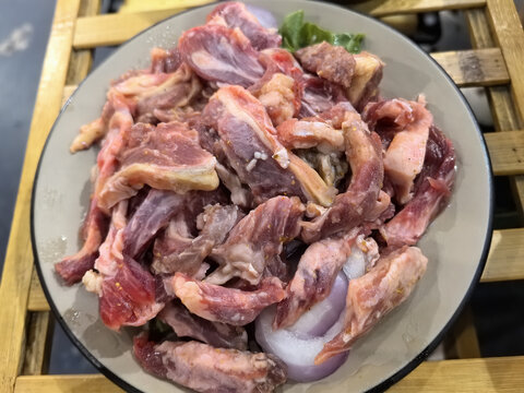 生拌牛肉