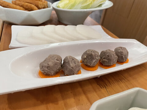 肉丸子