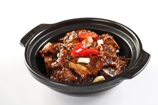 酱汁牛仔骨